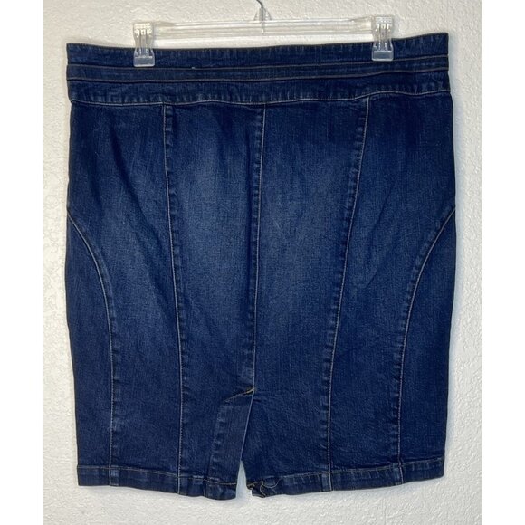 Torrid Denim Jean Skirt Women’s Sz 20 Slit In Back Knee Length - Picture 6 of 11